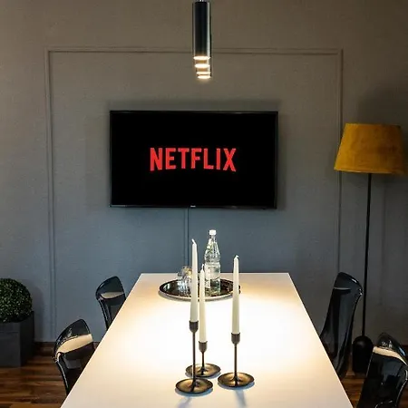 Design Studio - Wifi Und Netflix Chemnitz Extérieur photo